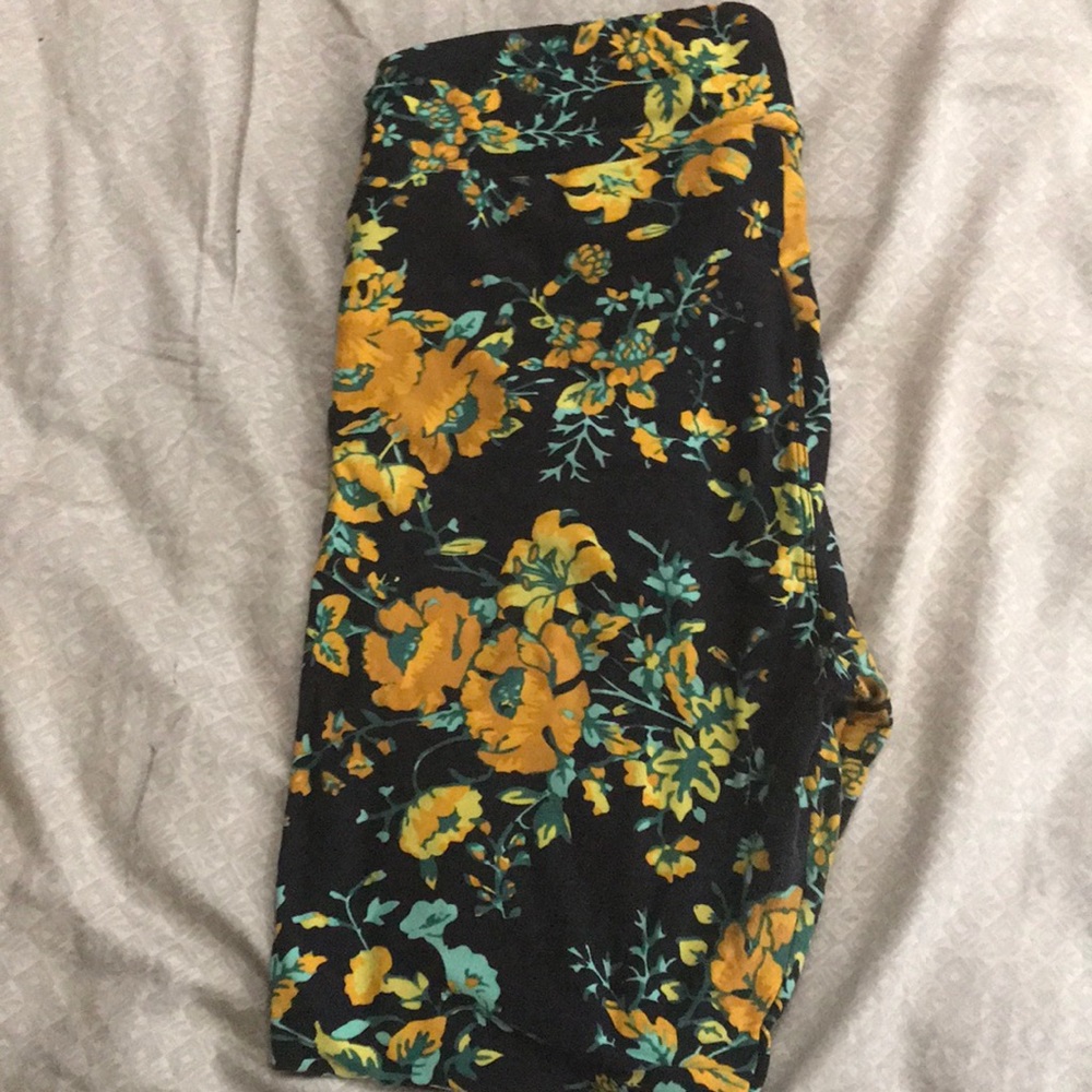 TC LuLaRoe leggings!!!